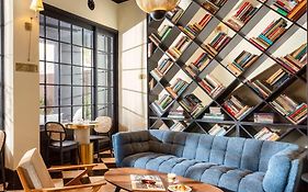 וילה בראון תל אביב, מבית מלונות בראון